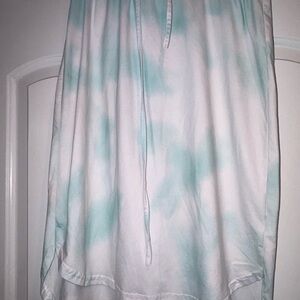 Elegant Tie-Dye Skirt in Blue and White